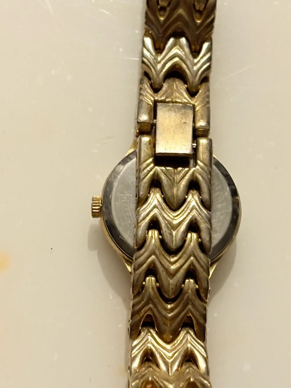 Sheffield Quartz Women's Gold Tone Analog Bracelet Watch Gold Dial Roman/ Baton
